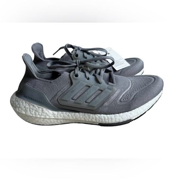 NWB Adidas Ultraboost 22 running sneaker gray size men’s 8 - Picture 1 of 8
